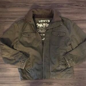 Men's Olive Green Levis Jacket